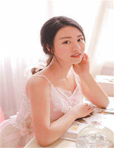 《POREN 19学生-善良的人妻被水电工侵犯的后果》