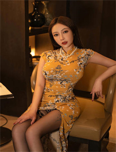 《暖暖的免费视频播放-很黄的吸乳A片三女一男》