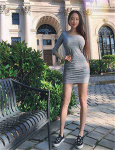 《n0597-儿子的妻子中字头我是爸爸的女人》